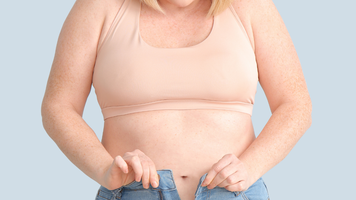 What Color Shirt Hides Belly Fat? What Color Is Most Flattering? What Makes You Look Thinner?