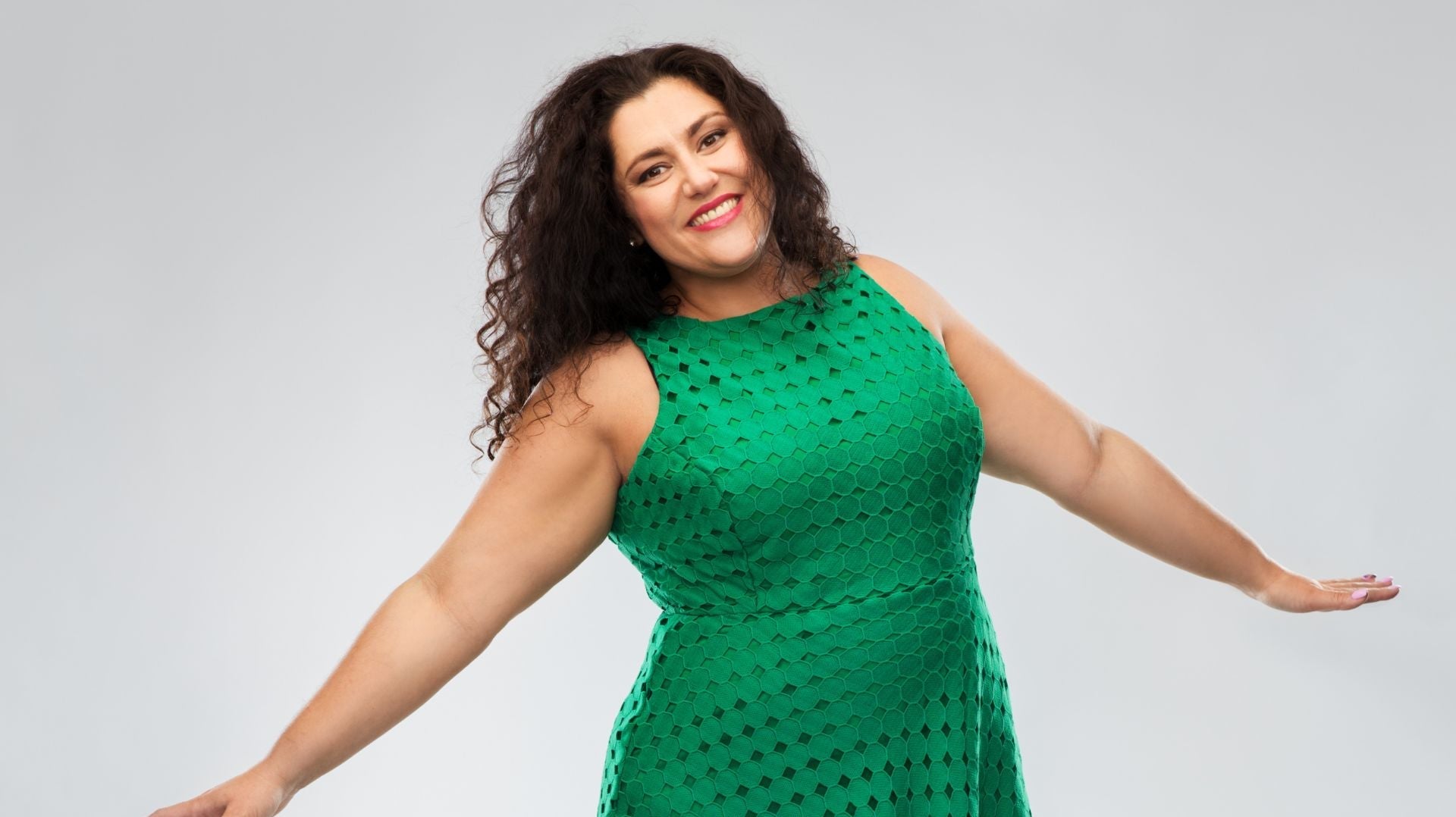 Summer Style Must-Haves for Midsize Women