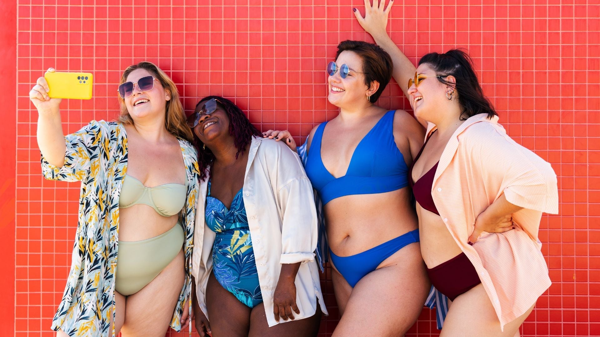 Embrace Breezy Confidence: Mid-Size & Plus Summer Essentials