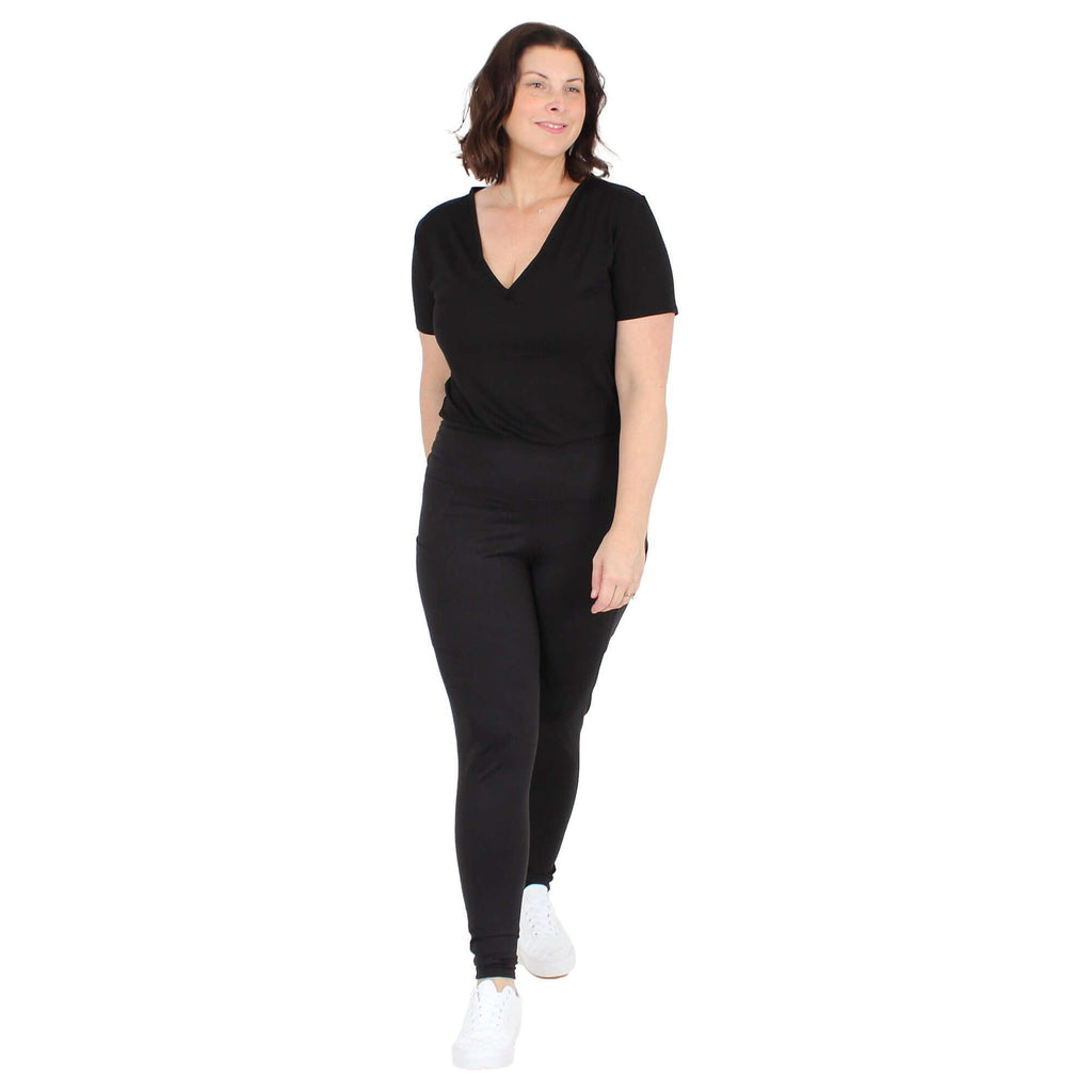 Black Leggings with pockets also available in plus size legging | Undersummers